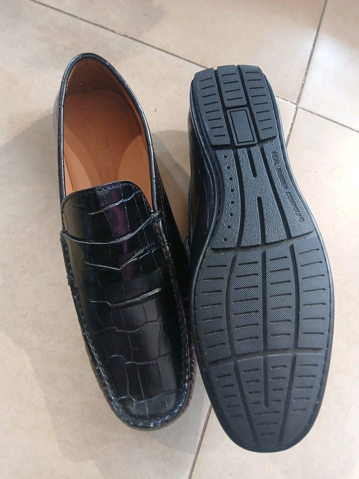 Mocassin — photo 1