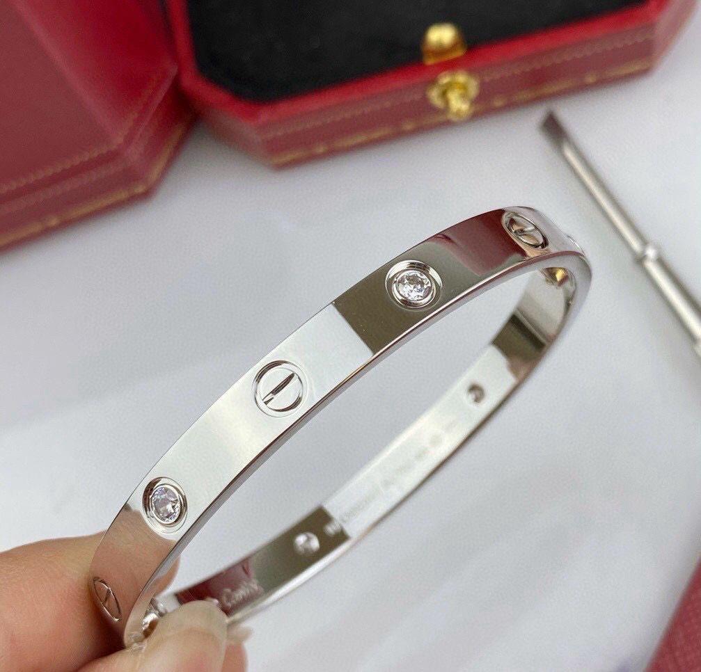 Bracelet — photo 1