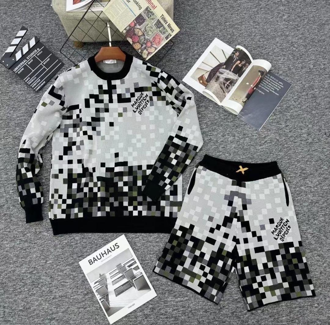 Vêtements — photo 1