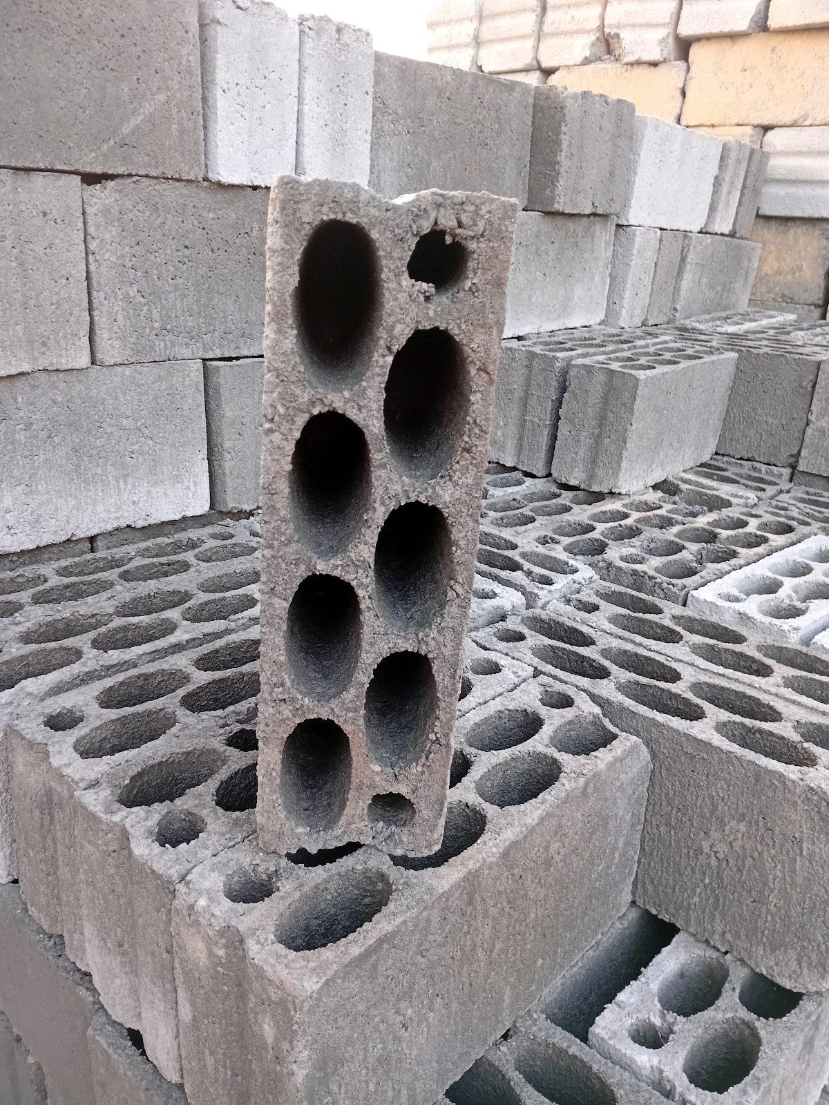 brique — photo 1